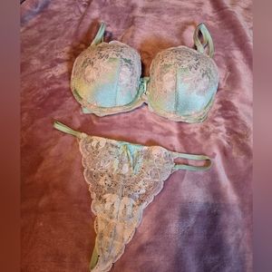 Victoria's Secret Very Sexy Set